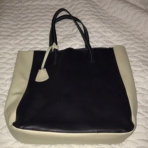 Leather-like tote bag